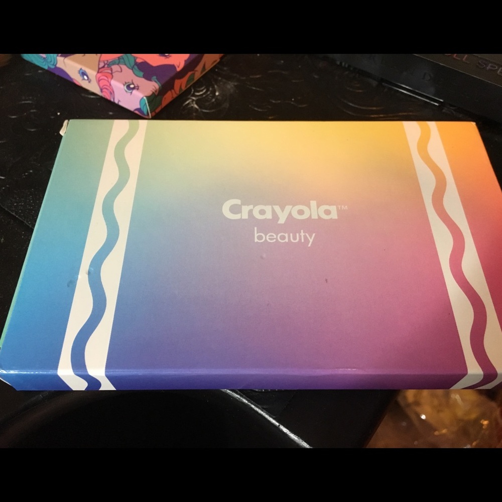 ASOS Crayola Mermaid Shimmer Eyeshadow Palette NIB